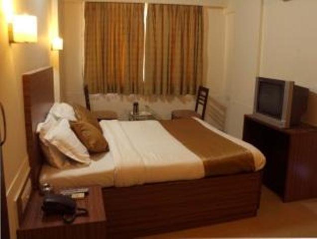 Hotel Ace Residency Мумбаї Номер фото